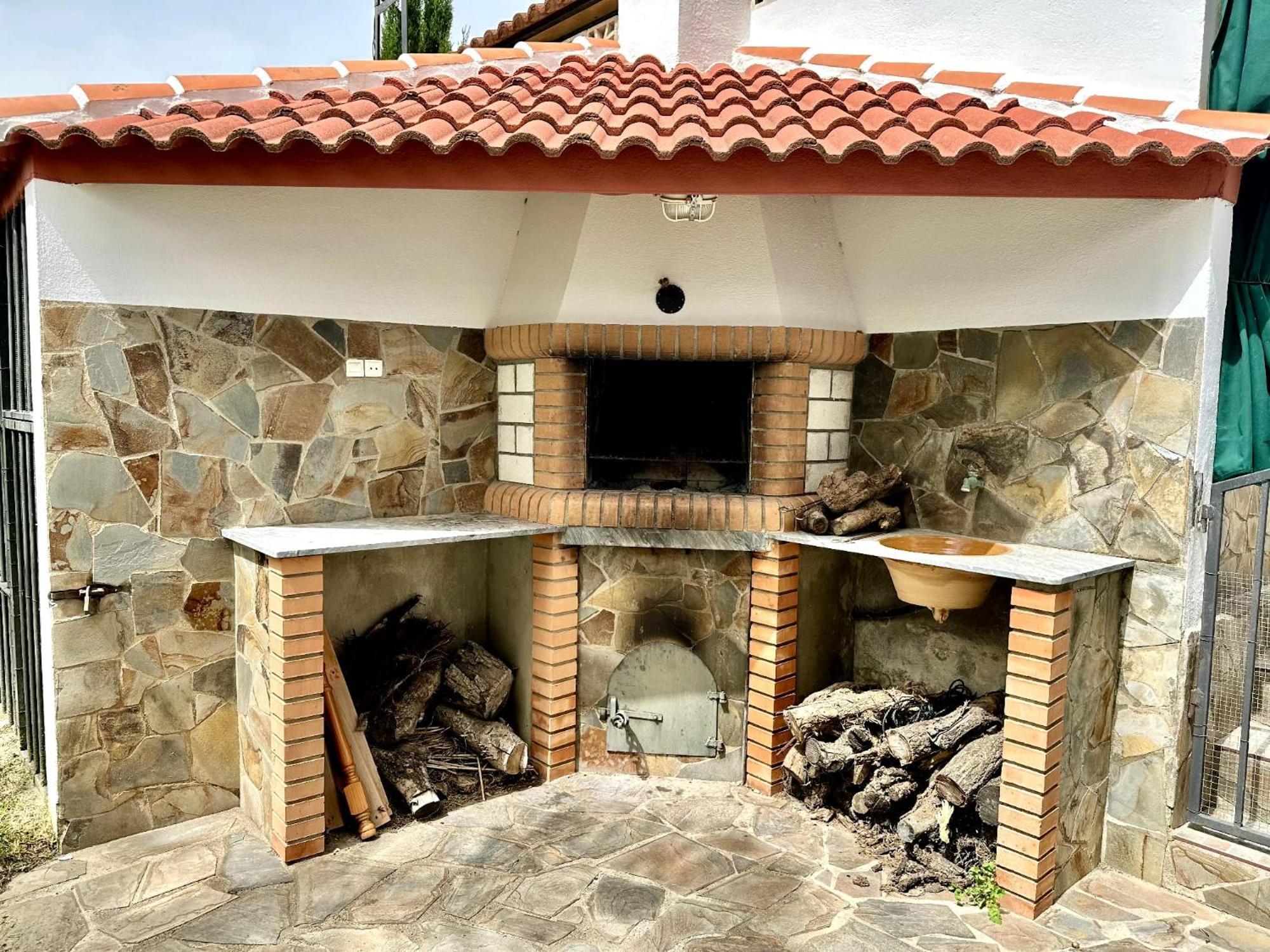 Casa Rural Las Cuatro Flores 오르히바 외부 사진