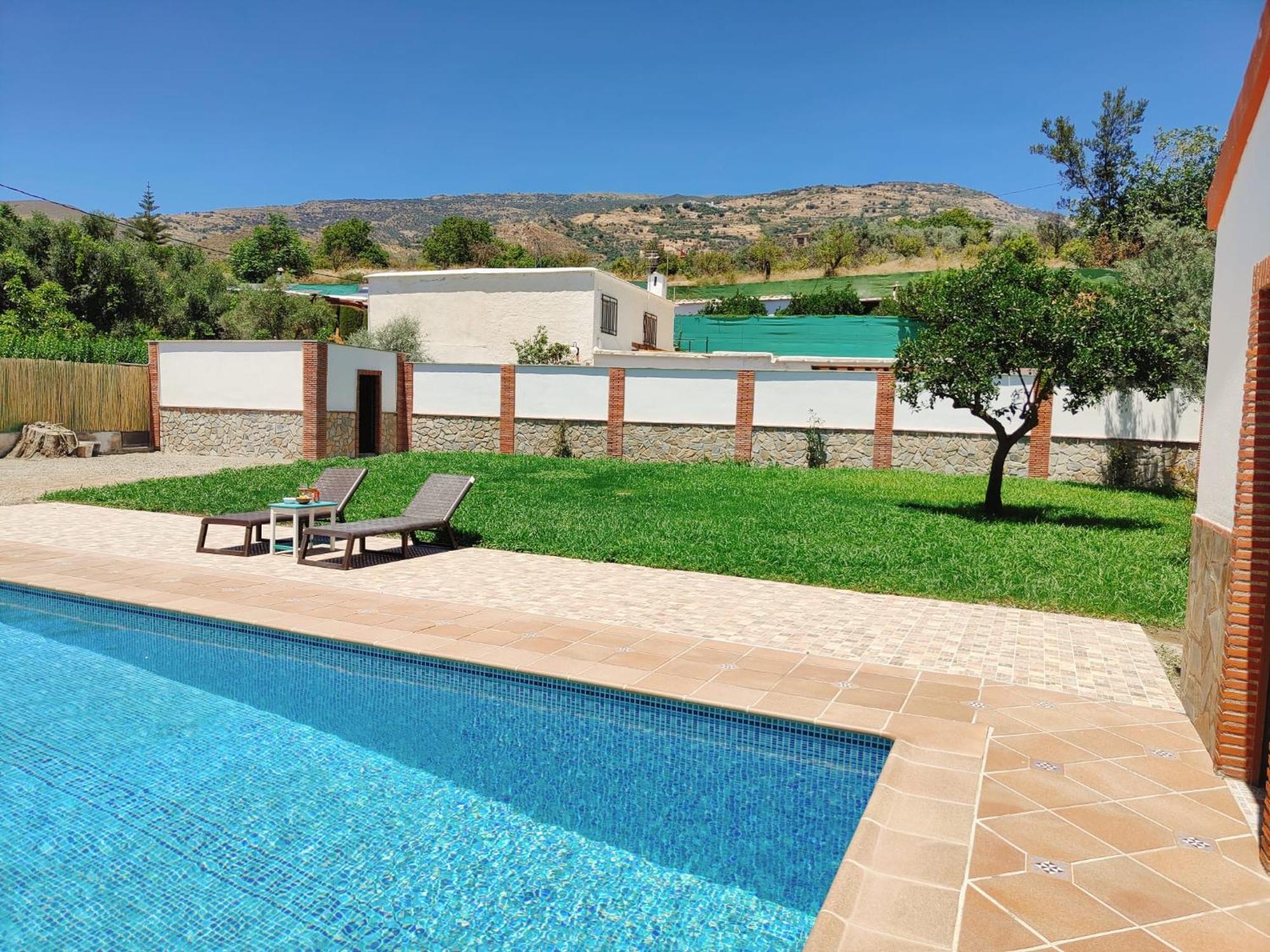 Casa Rural Las Cuatro Flores 오르히바 외부 사진